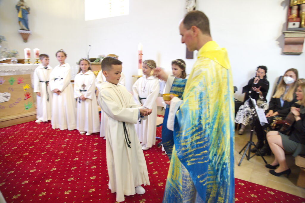 Taufe, Erstkommunion und Firmung